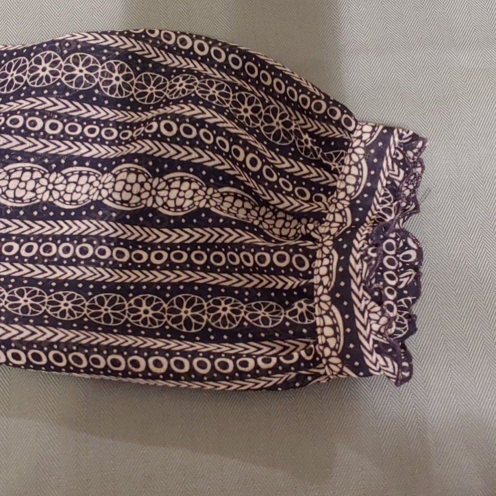 🍌 Banana Republic Top - Picture 4 of 8